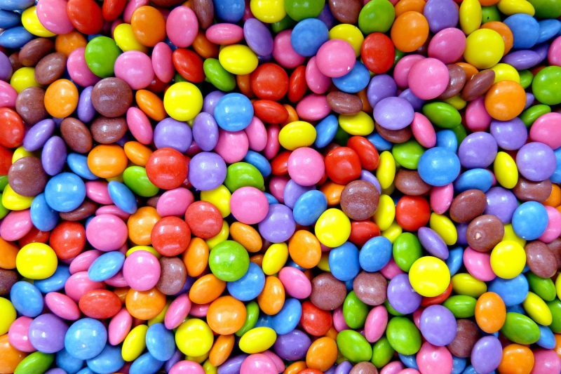 confiserie-ARTIGUES-min_smarties_confectionery_lenses-1150911